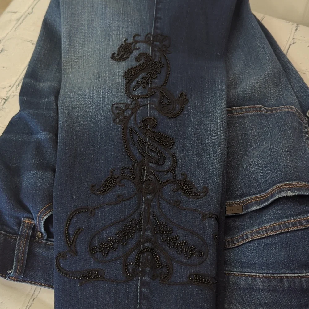 WHBM THE SKINNY Women's Blue With Black Embelishment Jeans Size 16W